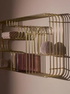 Estante de pared de metal Curva