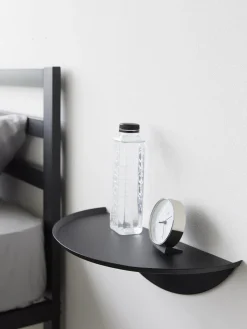 Estante de pared de metal Tower