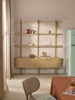 Estantería con frente acanalado Calary