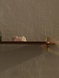 Estantería de pared Aedes