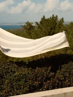 Fouta con flecos Aren