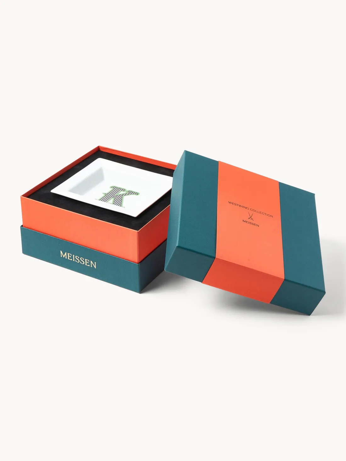 Fuente decorativa artesanal Westwing Collection | MEISSEN Initials