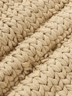 Funda de cojín artesanal de punto grueso Adyna