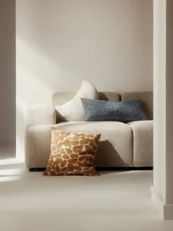 Funda de cojín en tejido bouclé y chenilla Nenda