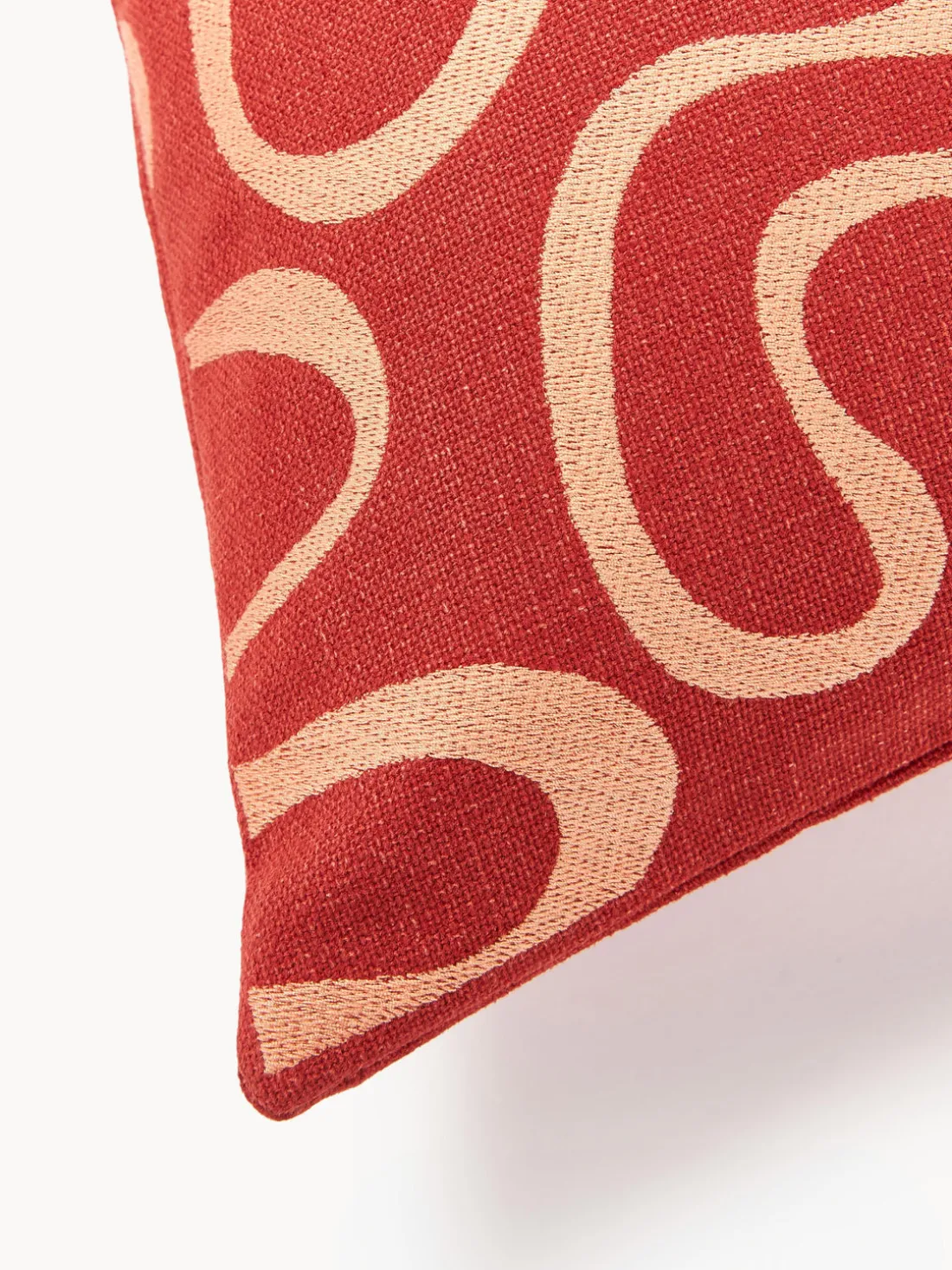 Funda de cojín para exterior con estampado de ondas bordadas Shanti