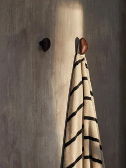 Ganchos de pared de madera de fresno Cairn, 2 uds.