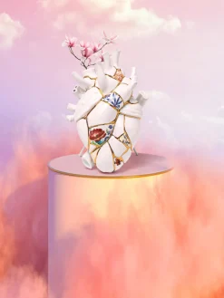 Jarrón de porcelana con decoración dorada Love in Bloom, 25 cm