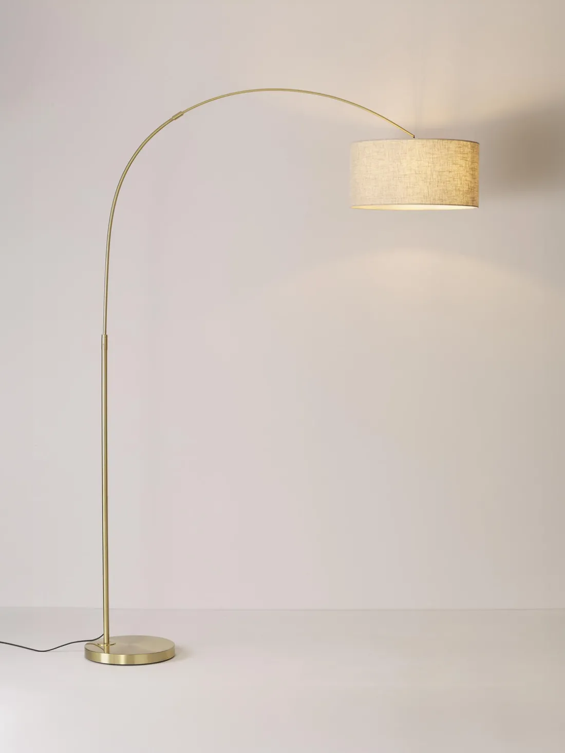 Lámpara arco grande Niels