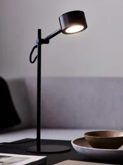 Lámpara de escritorio regulable LED Clyde