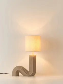 Lámpara de mesa de diseño Luomo