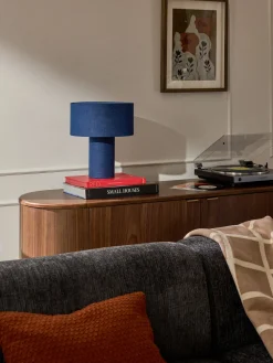 Lámpara de mesa de lino Ron