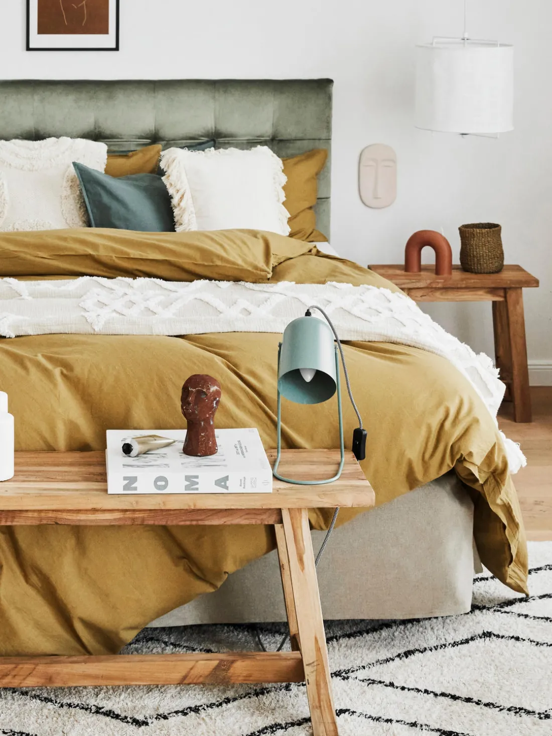 Lámpara de mesa Enchant, estilo retro