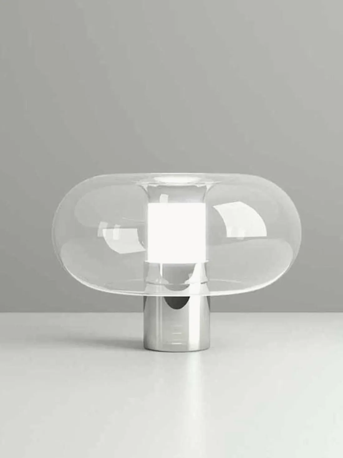 Lámpara de mesa Fontanella, regulable