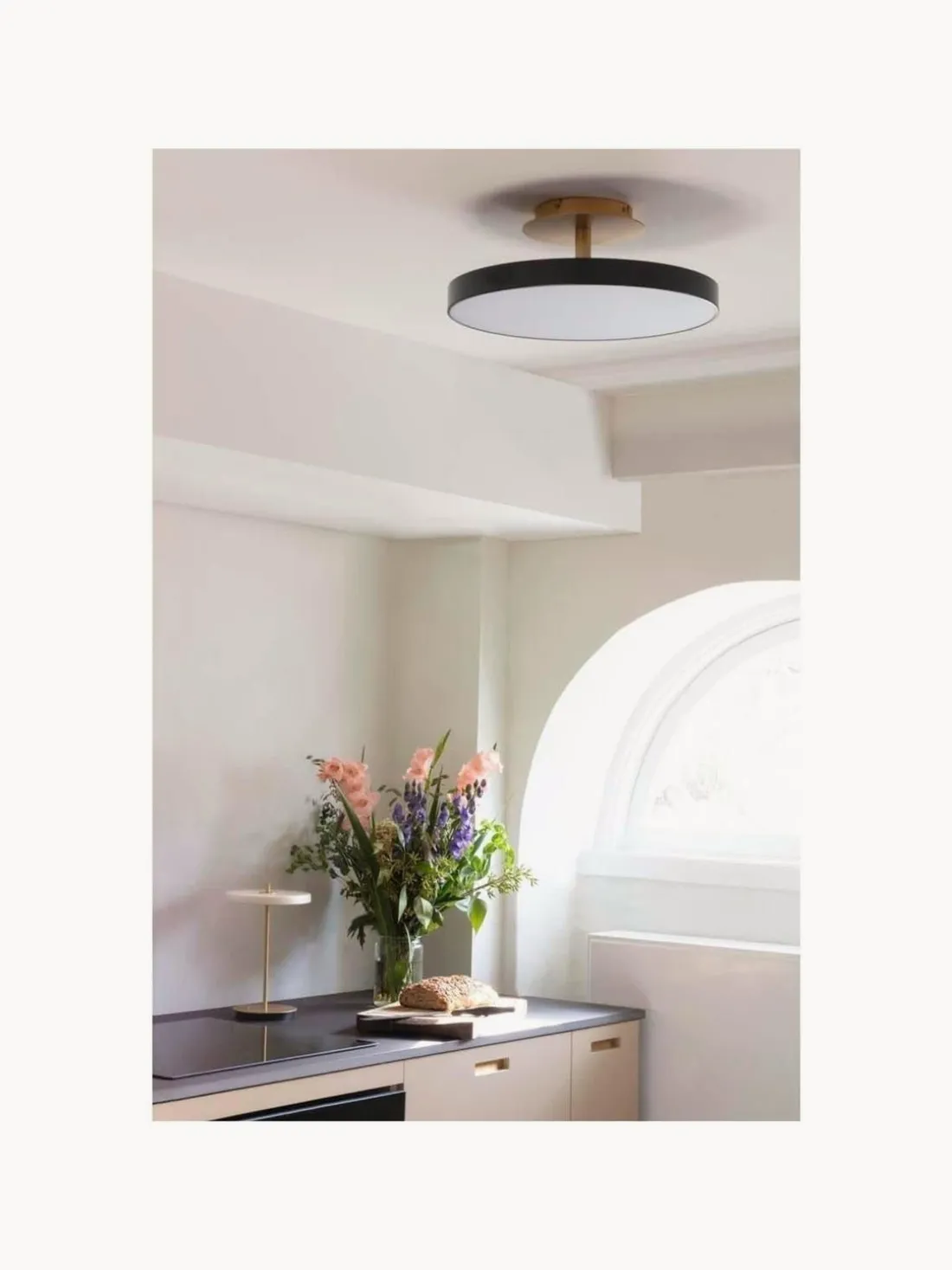 Lámpara de mesa LED pequeña regulable Asteria