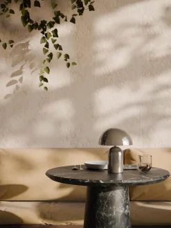 Lámpara de mesa LED pequeña regulable Walter, portátil