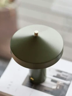 Lámpara de mesa LED pequeña regulable Hatto, portátil