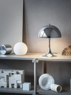 Lámpara de mesa LED regulable con temporizador Panthella, 34 cm