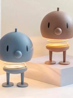 Lámpara de mesa LED regulable Choco, portátil