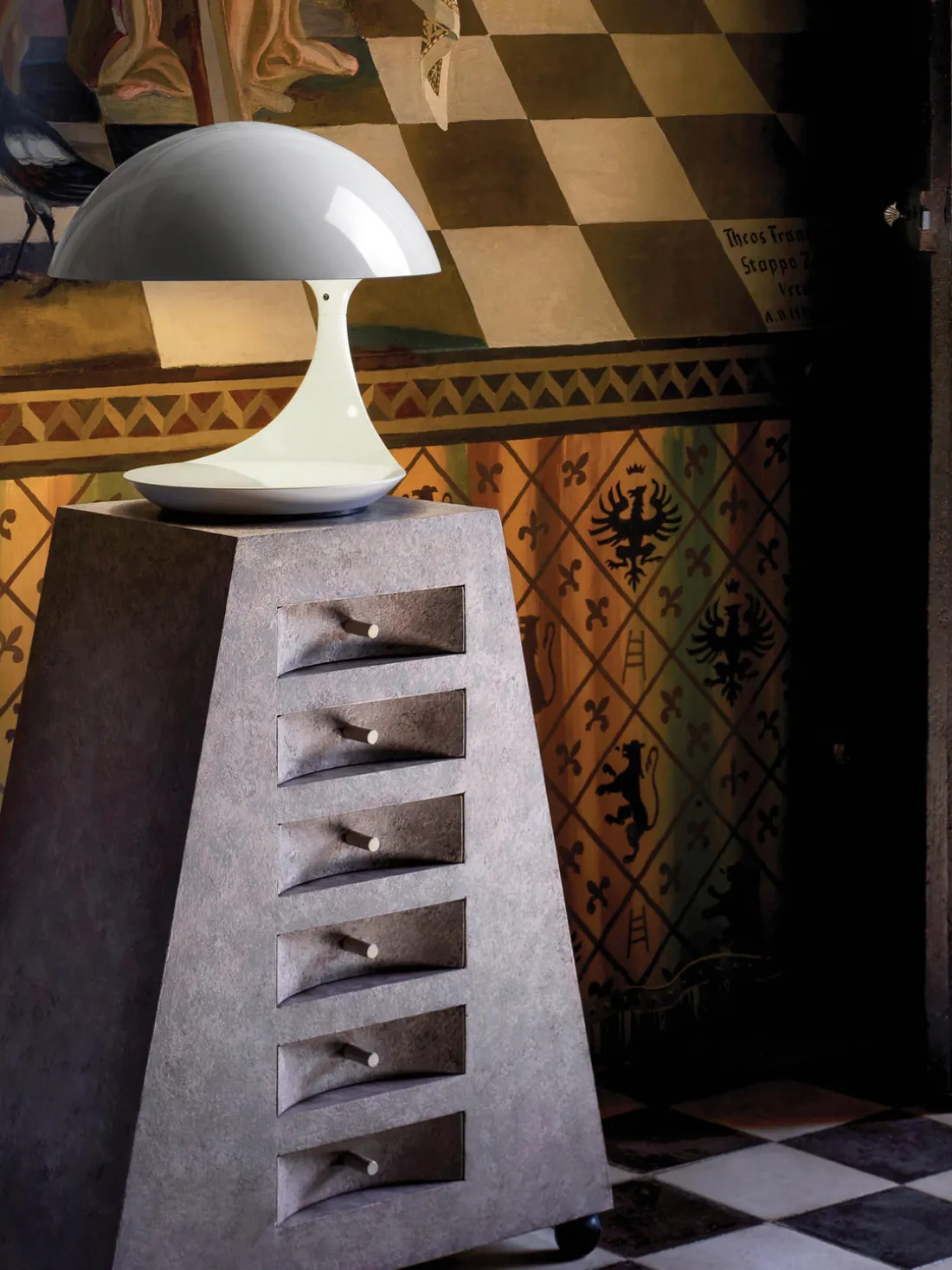 Lámpara de mesa orientable Cobra