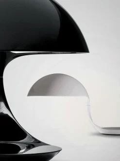 Lámpara de mesa orientable Cobra