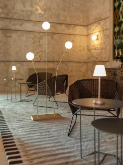 Lámpara de mesa para exterior LED regulable táctil Lola, portátil