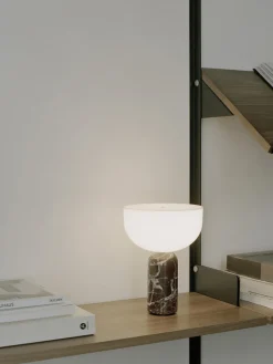 Lámpara de mesa pequeña de mármol Kizu, portátil