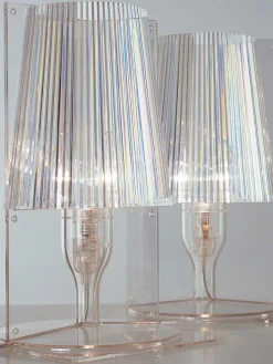 Lámpara de mesa pequeña LED Take