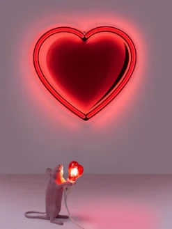 Lámpara de mesa pequeña LED Mouse, con puerto USB