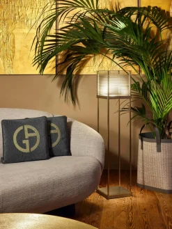 Lámpara de pie pequeña LED regulable Miya