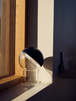 Lámpara de sobremesa LED regulable Pila, portátil