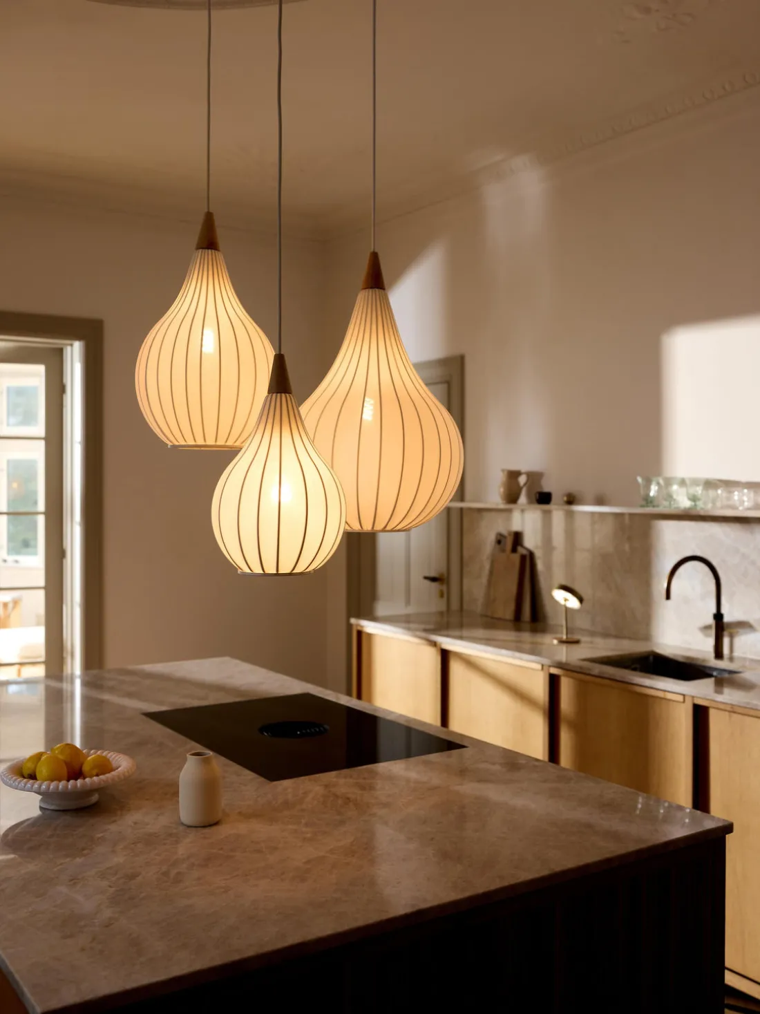 Lámpara de techo de tela Drops, tamaños diferentes