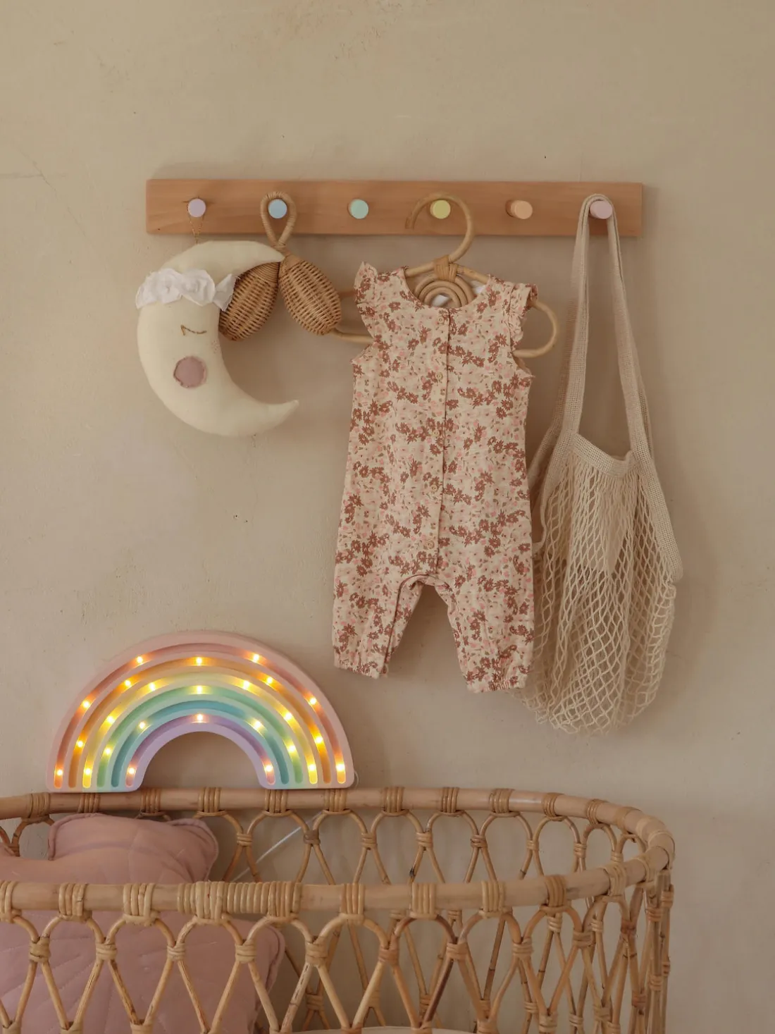 Lámpara infantil LED artesanal regulable Rainbow, con función de temporizador