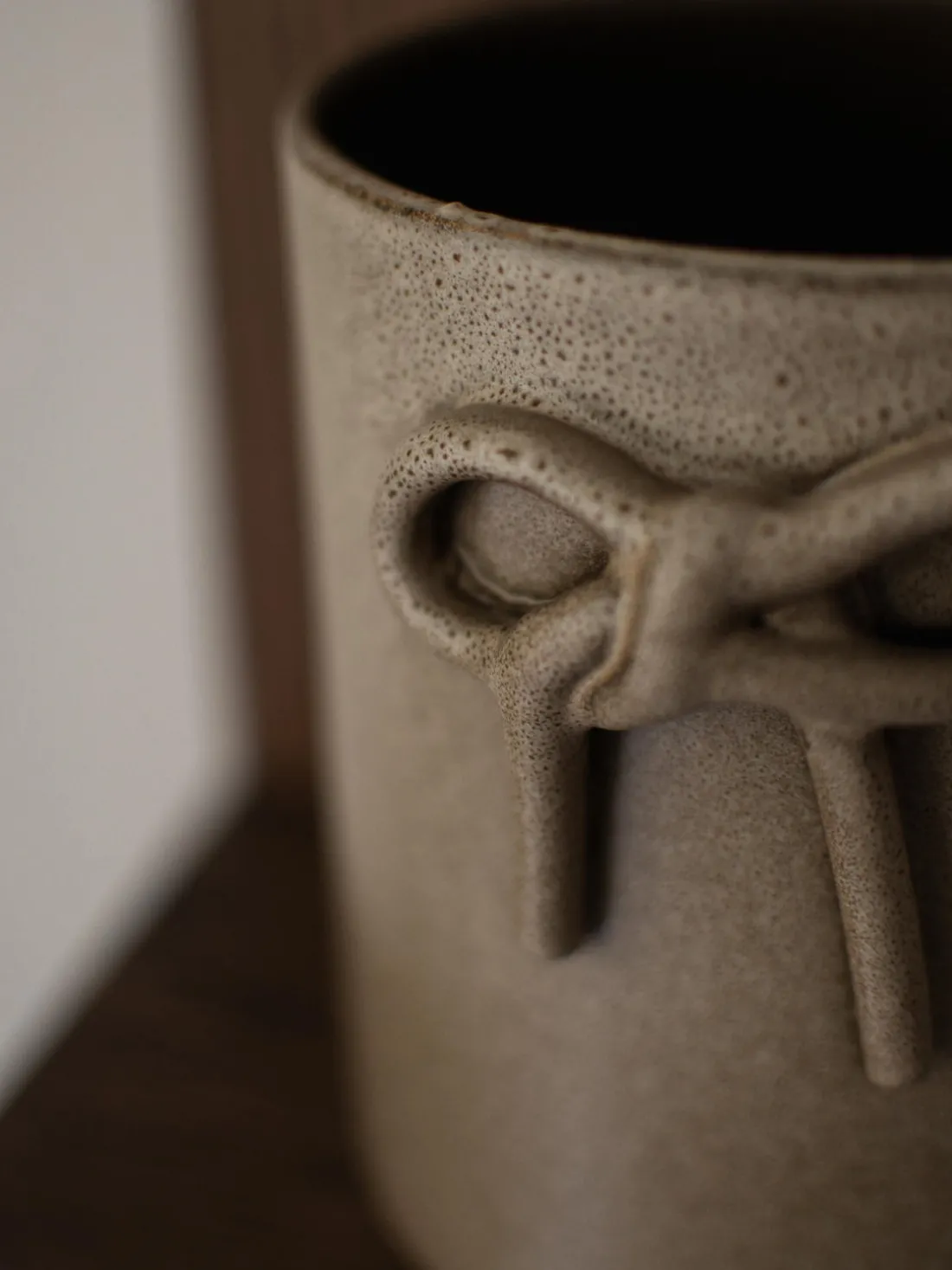 Macetero de cerámica Bow, 14 cm