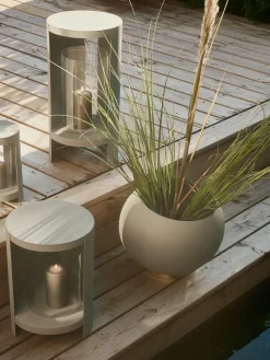 Macetero de metal Globe