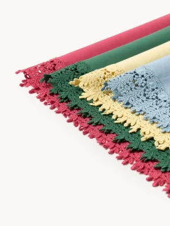 Mantel con encaje Flavia