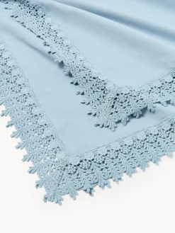 Mantel con ribete de encaje Flavia