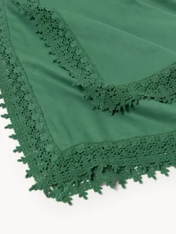 Mantel con ribete de encaje Flavia