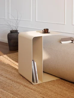 Mesa auxiliar artesanal Cosmo