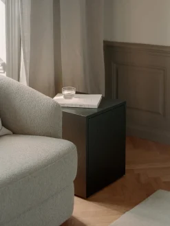 Mesa auxiliar de madera Mass