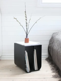 Mesa auxiliar de metal Curved