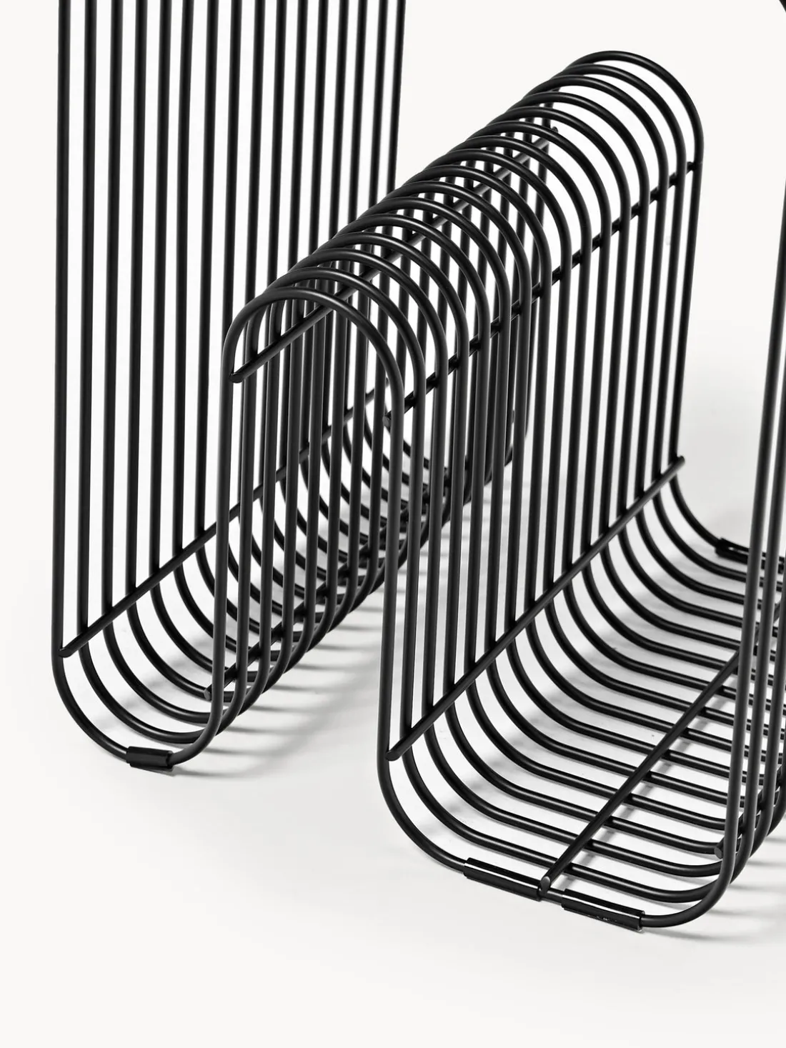 Mesa auxiliar de metal Curva