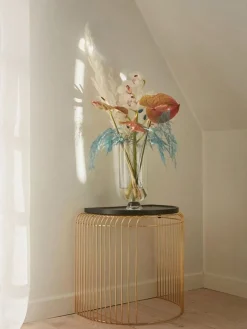 Mesa auxiliar ovalada de metal Curva