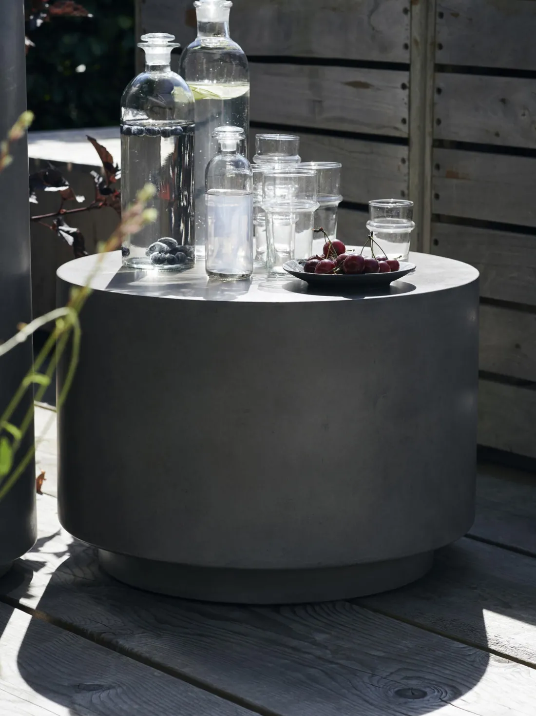 Mesa auxiliar para exterior Out