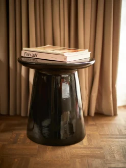 Mesa auxiliar redonda con superficie brillante Dustan