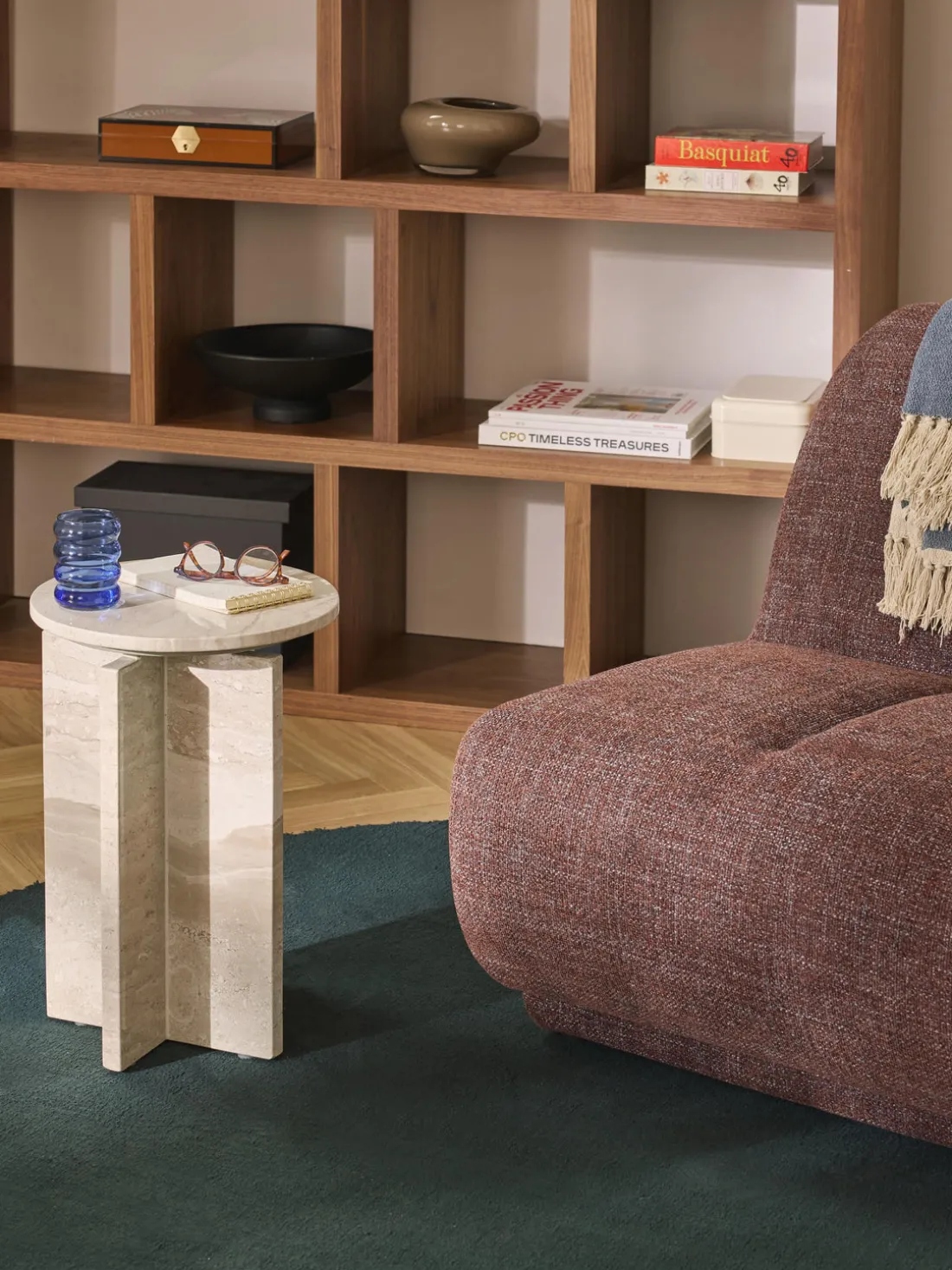 Mesa auxiliar redonda de travertino Marisa