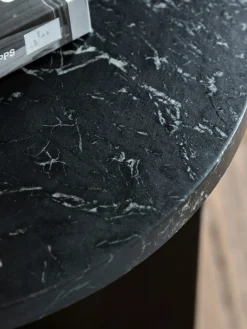 Mesa auxiliar redonda de mármol Amalfi