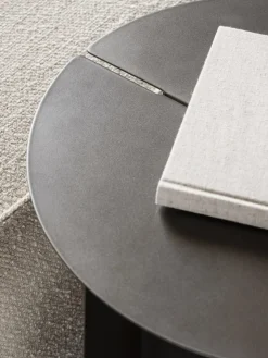 Mesa auxiliar redonda Oru, look vintage