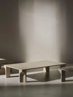 Mesa de centro de travertino Doric, 140 cm
