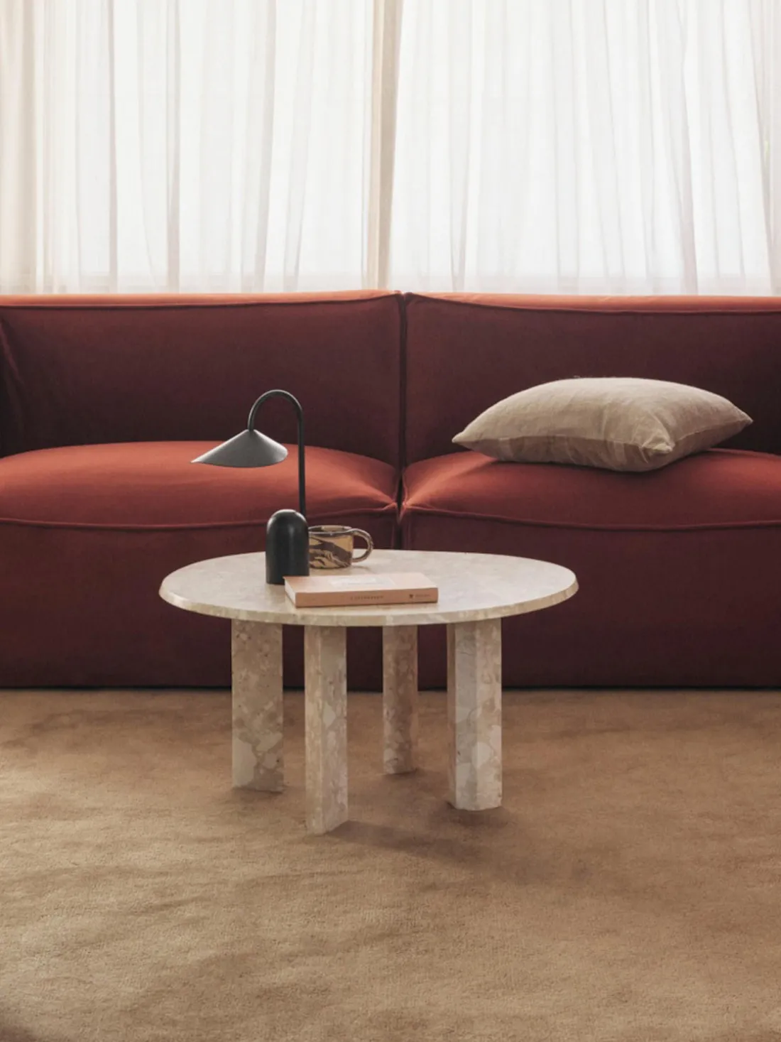 Mesa de centro redonda de mármol Taula