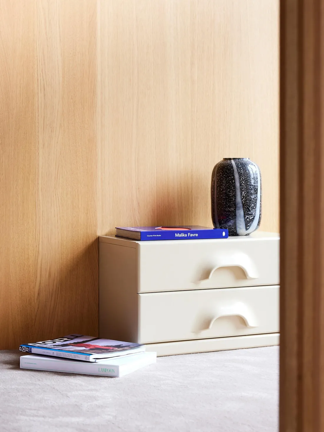 Mesilla de noche con cajones Ginger